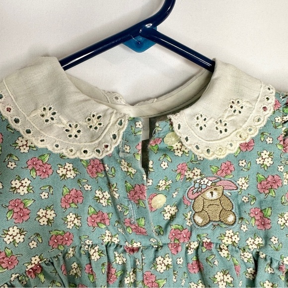 Vintage Carter’s Floral Embroidered Baby One Piece Button Collar Romper 3-6 M - Picture 6 of 10